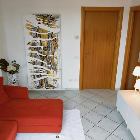 La Casa Del Cuore - Luxury Apartment Olgiate Comasco ภายนอก รูปภาพ