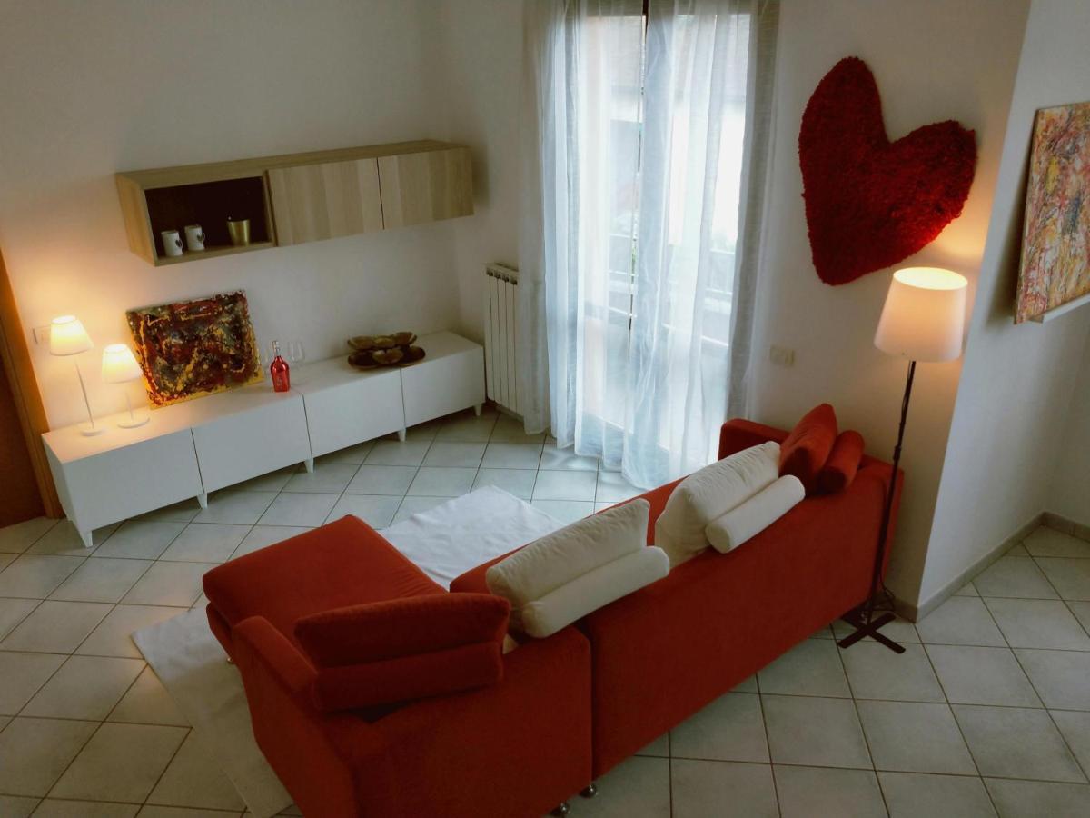 La Casa Del Cuore - Luxury Apartment Olgiate Comasco ภายนอก รูปภาพ